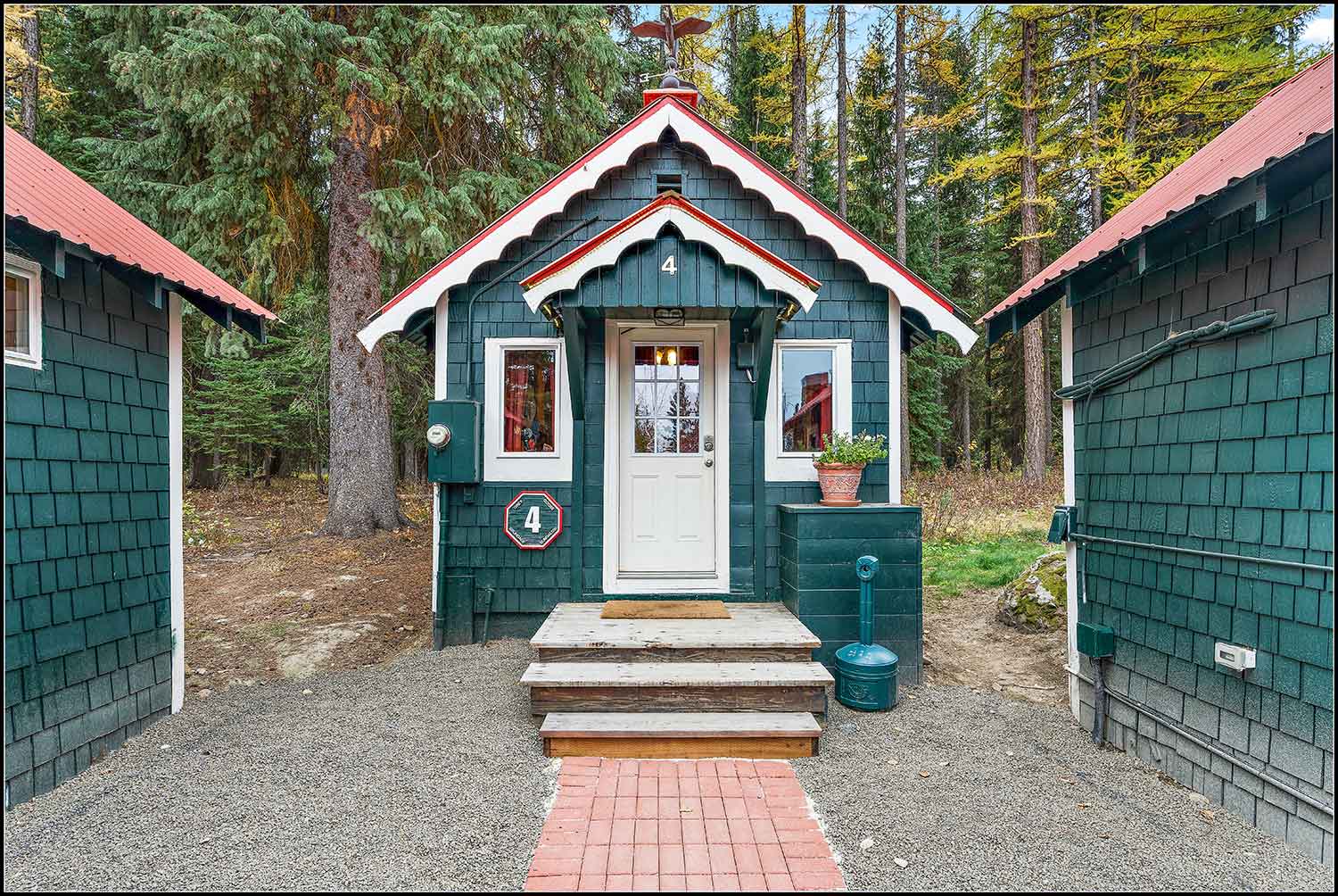 Grey Goose cabin exterior